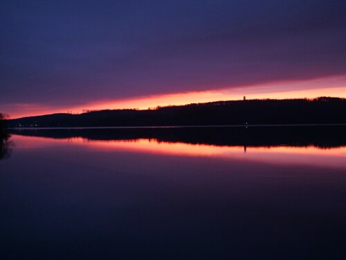 mohnesee-vor-sonnenaufgang-29829.jpeg