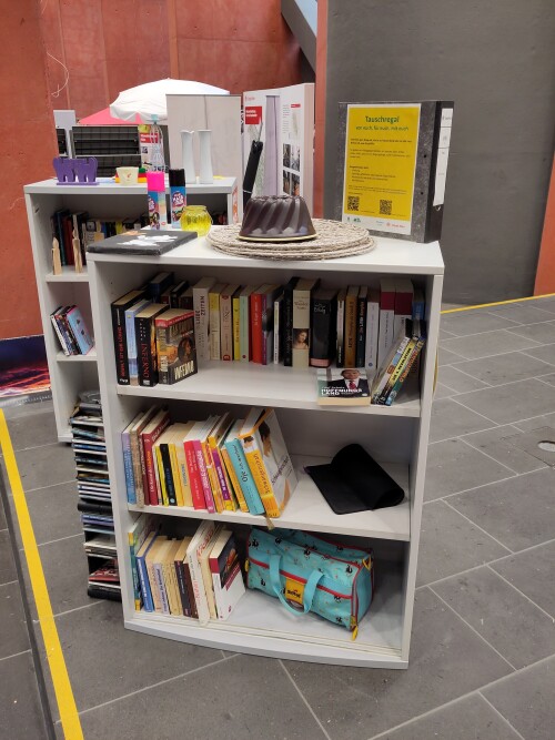 Ein Tauschregal aufstellen